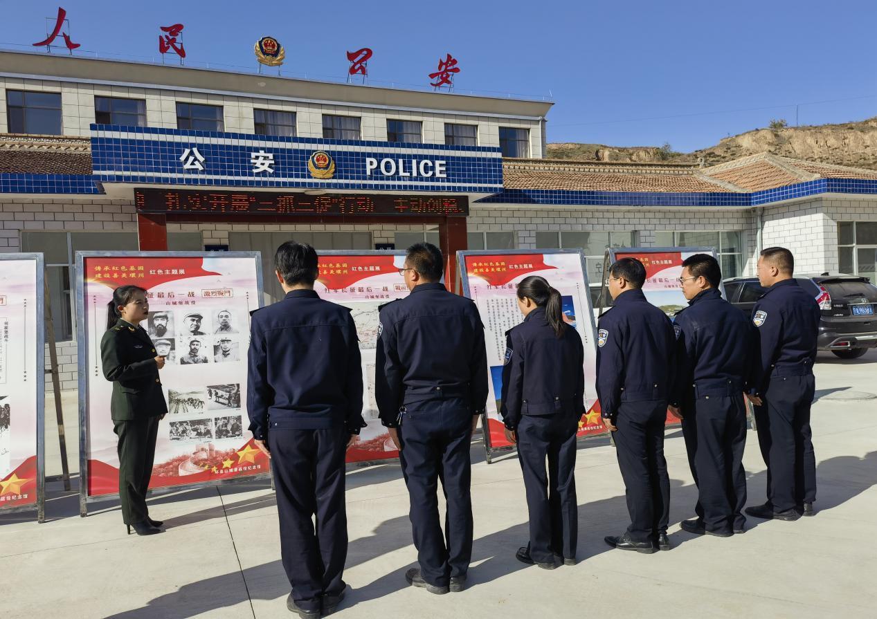 “傳承紅色基因 建設(shè)善美環(huán)洲”山城堡戰(zhàn)役紀(jì)念館四進(jìn)活動(dòng)開(kāi)展有聲有色