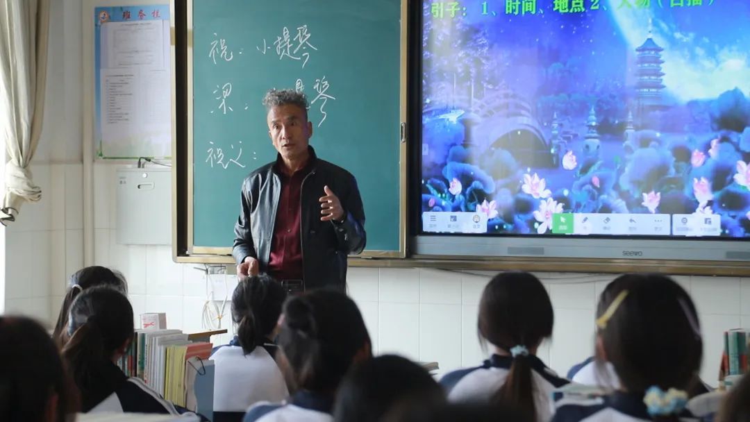 黃土高原上的音符播種者——記正寧縣音樂協(xié)會主席康舉民和他的隴蛙合唱團(tuán)