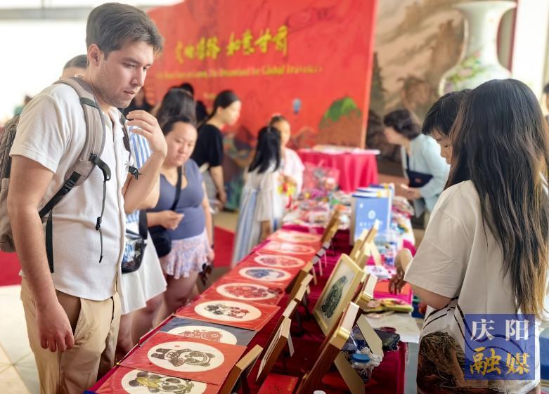 慶陽(yáng)非遺圈粉華盛頓,！中國(guó)駐美大使館上演“指尖上的文化對(duì)話”